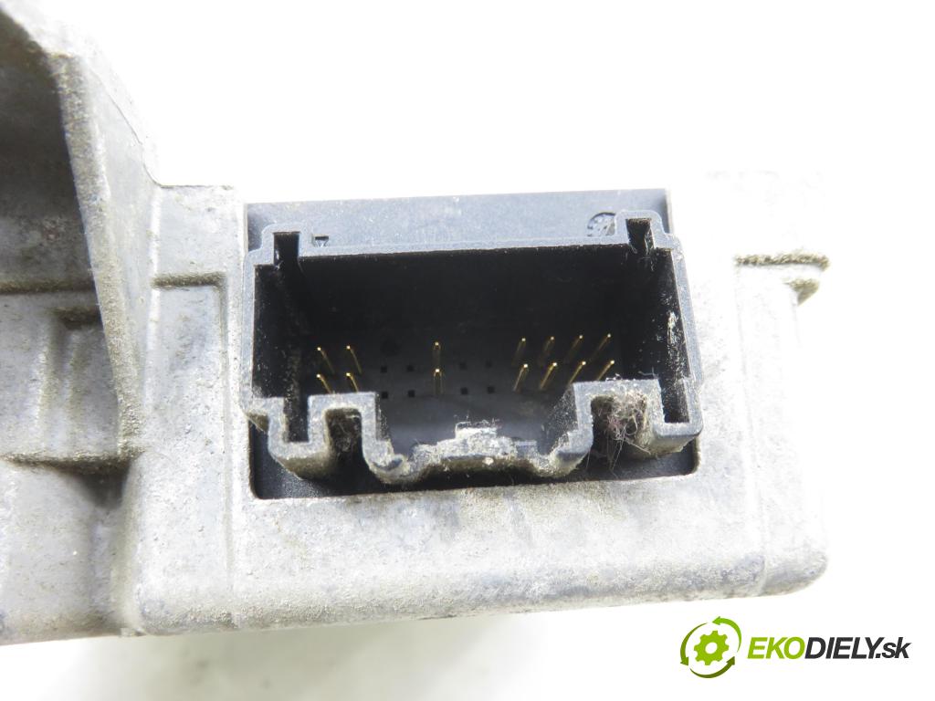 RENAULT MASTER III Skrzynia (FV) FURGON 2012 92,00 2.3 dCi 125 FWD (FV0C, FV0D) - M9T 676 2298,00 MODUL air BAG 8200942209A ; 611136500