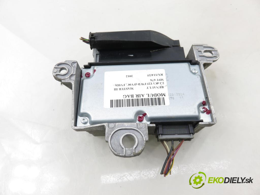 RENAULT MASTER III Skrzynia (FV) FURGON 2012 92,00 2.3 dCi 125 FWD (FV0C, FV0D) - M9T 676 2298,00 MODUL air BAG 8200942209A ; 611136500
