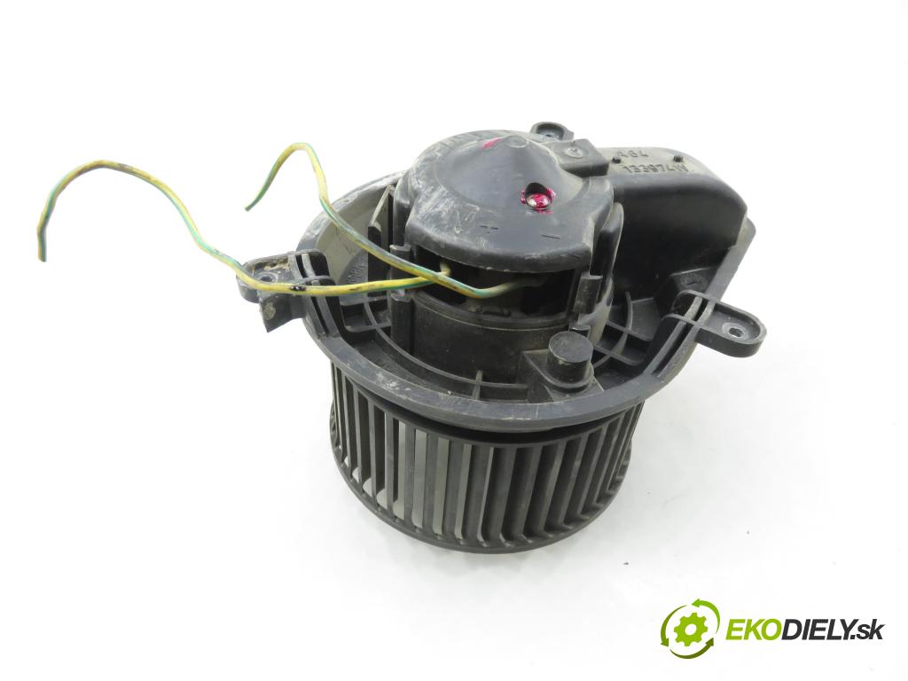 RENAULT MASTER II Platforma / podwozie (ED/HD/UD) KABINA/PLATFORMA 2000 59,00 2.5 D - S8U 770 2499,00 Ventilátor vetráku 133884M