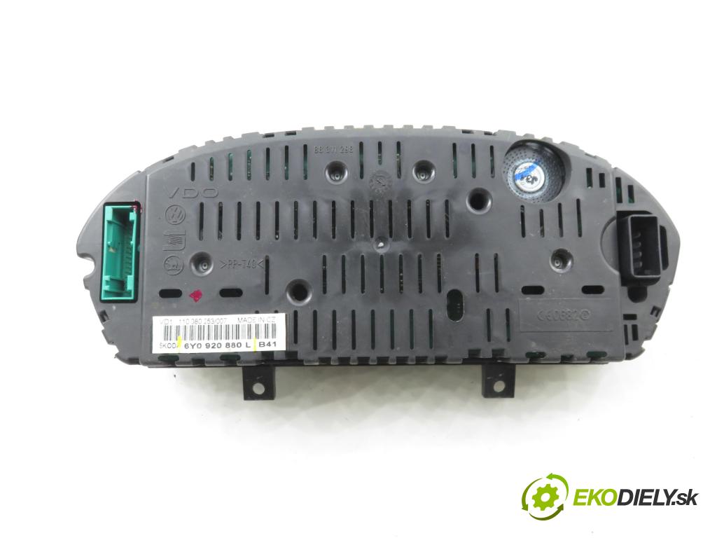 SKODA FABIA I SEDAN (6Y3) SEDAN 2004 55,00 1.4 16V - BBY 1390,00 Prístrojovka elektrický 6Y0920880L