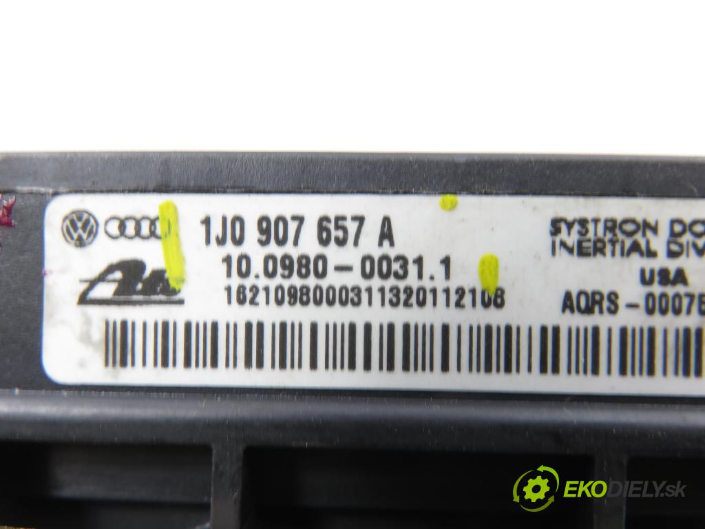AUDI A3 (8L1) HB 2000 81,00 1.9 TDI 110 - AHF 1896,00 snímač ESP 1J0907657A ; 1J1907637A ; 1J0907651A
