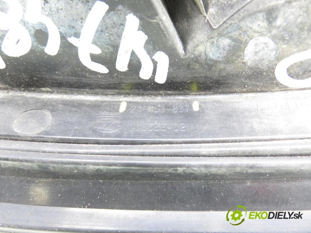 OPEL ASTRA H (A04) HB 2004 59,00 1.7 CDTI - Z 17 DTL 1686,00 Svetlo pravé zadné 24451837