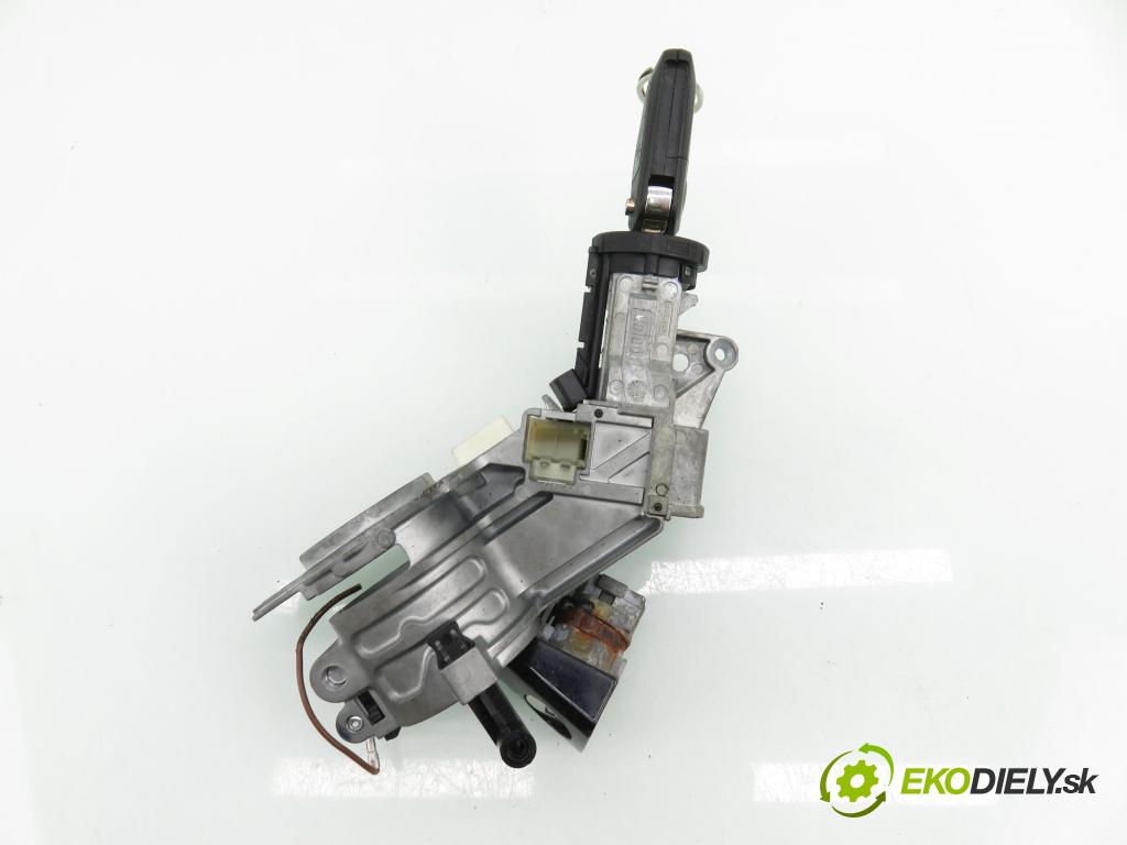 OPEL ASTRA H (A04) HB 2004 59,00 1.7 CDTI - Z 17 DTL 1686,00 spinačka / zámky 93181315 ; 2421430 ; N0501881