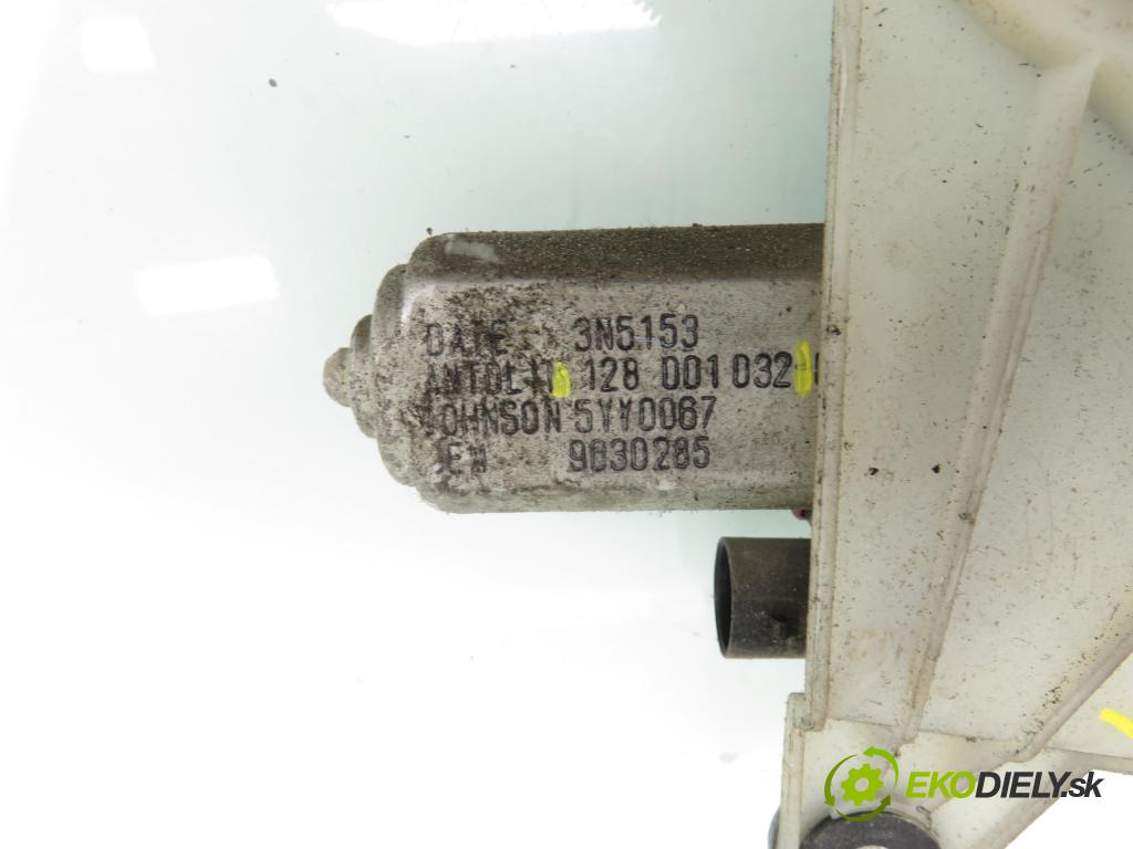 RENAULT MASTER III Skrzynia (FV) FURGON 2012 92,00 2.3 dCi 125 FWD (FV0C, FV0D) - M9T 676 2298,00 mechanismus oken 807210008R ; 128001032