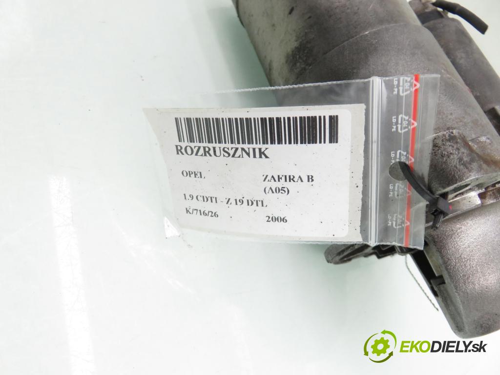 OPEL ZAFIRA B (A05) MINIVAN 2006 74,00 1.9 CDTI 8V 101 - Z 19 DTL 1910,00 Štartér 55353857 ; M001T30071 (Štartér)