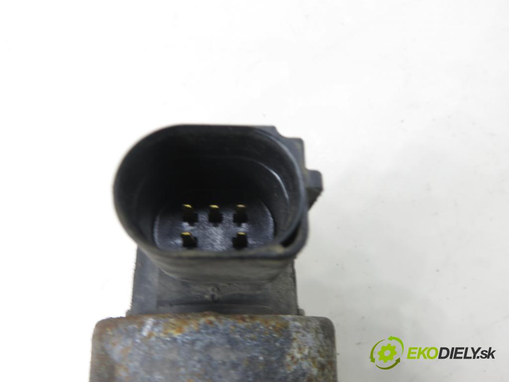 SKODA FABIA I SEDAN (6Y3) SEDAN 2004 55,00 1.4 16V - BBY 1390,00 VENTIL EGR 036131503R ; 72278506
