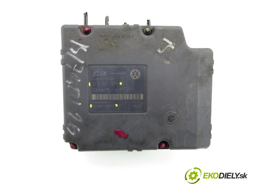VW GOLF IV (1J1) HB 2001 74,00 1.6 - APF 1595,00 pumpa ABS 10094703073 ; 1C0907379 ; 6X0614517 (Pumpa ABS)
