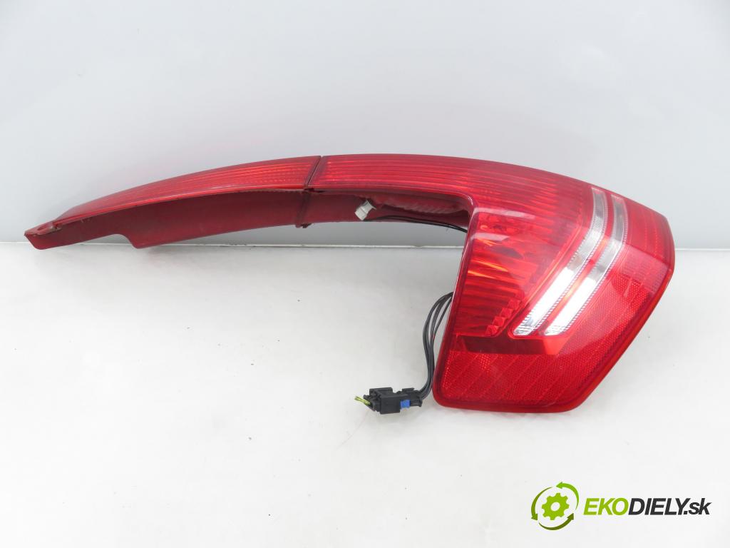 CITROEN C4 I (LC_) HB 2004 80,00 1.6 HDi- 9HZ (DV6TED4) 1560,00 Svetlo ľavé zadné