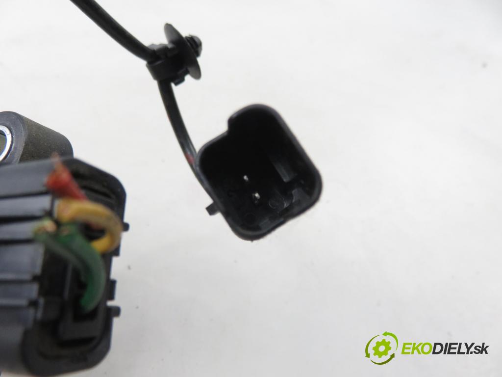 CITROEN C4 I (LC_) HB 2004 80,00 1.6 HDi 109 - 9HZ (DV6TED4) 1560,00 potenciometr plynového pedálu 0280755001 ; 9650889180 (Potenciometr plynového pedálu)