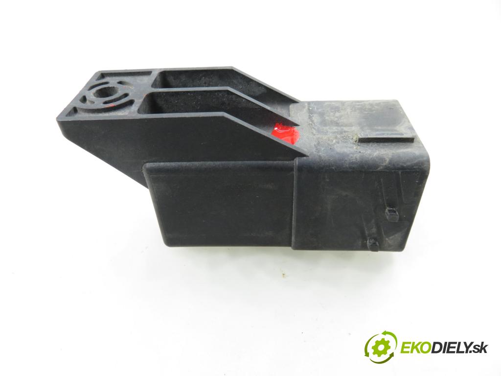 FORD FOCUS II (DA_, HCP) HB 2005 100,00 2.0 TDCi - G6DD 1997,00 RELÉ: JÚN: 3M5T12A343AA ; 51252003