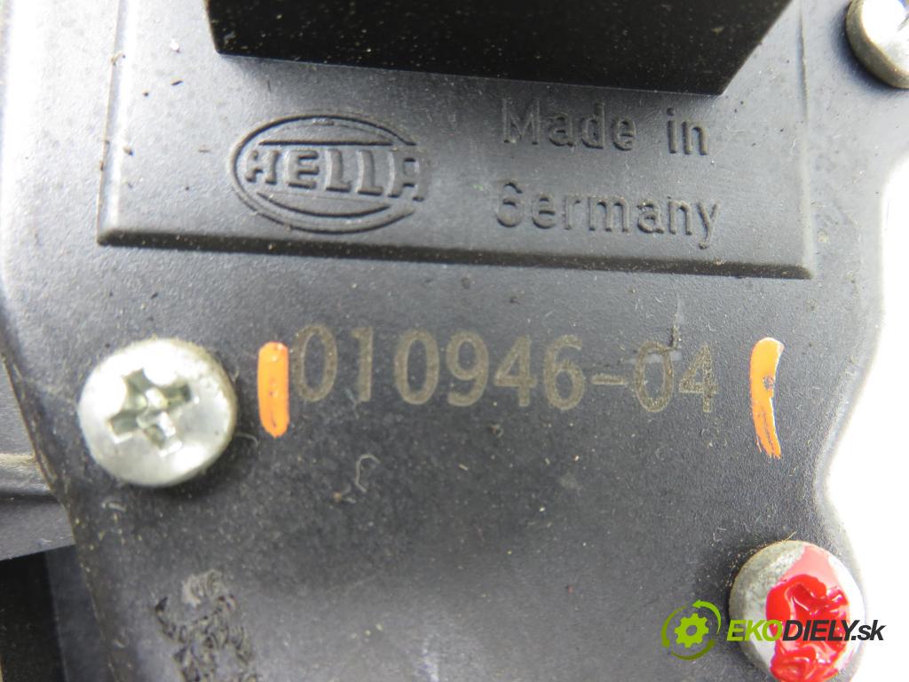 OPEL ASTRA H (A04) HB 2004 59,00 1.7 CDTI - Z 17 DTL 1686,00 Potenciometer plynu 01094604 (Potenciometer plynového pedálu)
