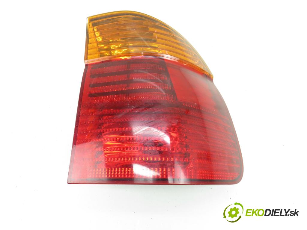 BMW 5 Touring (E39) KOMBI 2001 135,00 530 d - M57 D30 (306D1) 2926,00 Svetlo pravé zadné 8371324