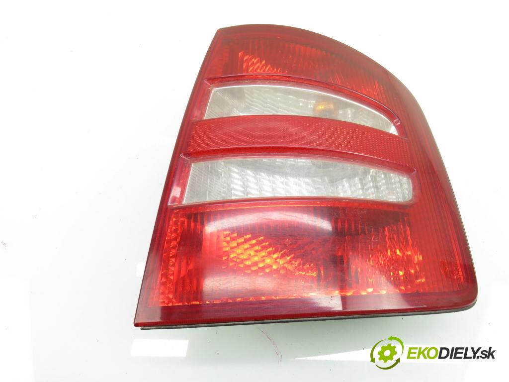 SKODA FABIA I SEDAN (6Y3) SEDAN 2004 55,00 1.4 16V - BBY 1390,00 světlo pravé zadní 6Y9945096B ; 6Y99450112B