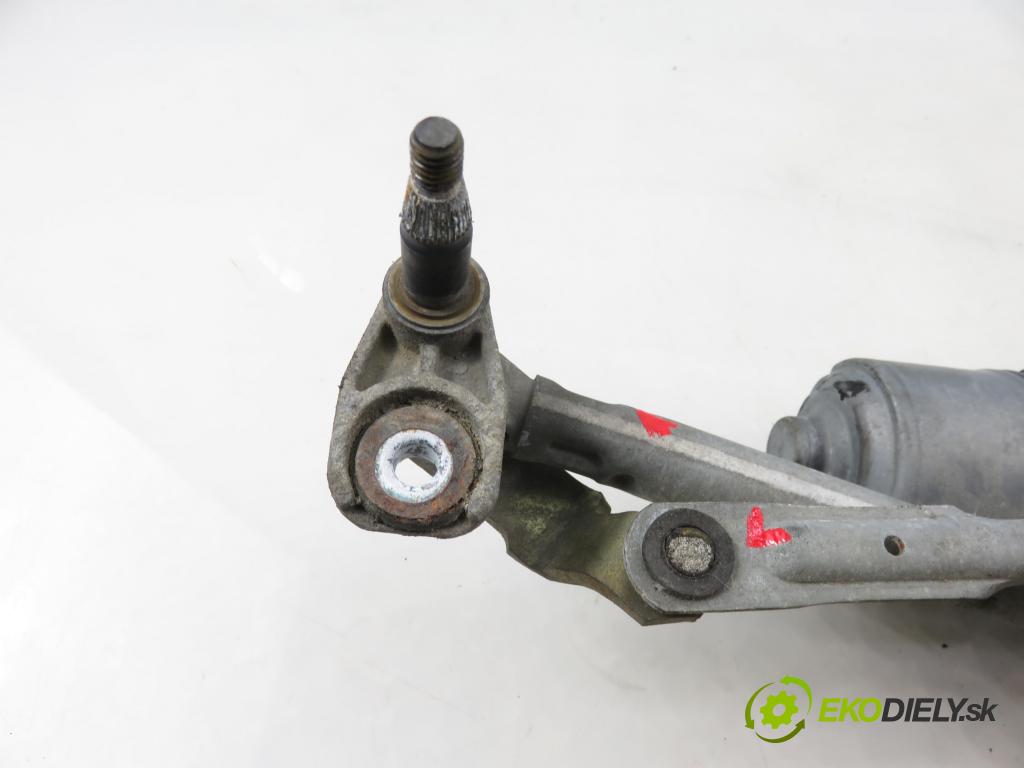 VW POLO (9N_) HB 2002 47,00 1.2 12V 64 - AZQ 1198,00 Motorček stieračov 0390241524 ; 6Q1955119A ; 3397020590