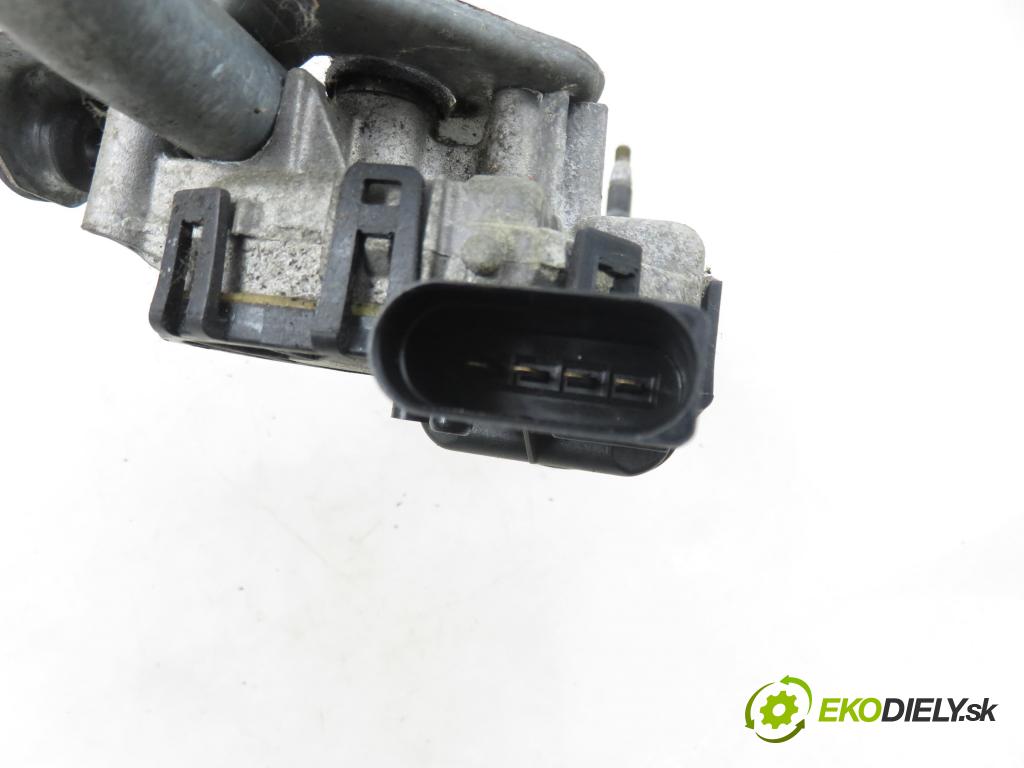VW POLO (9N_) HB 2002 47,00 1.2 12V 64 - AZQ 1198,00 Motorček stieračov 0390241524 ; 6Q1955119A ; 3397020590