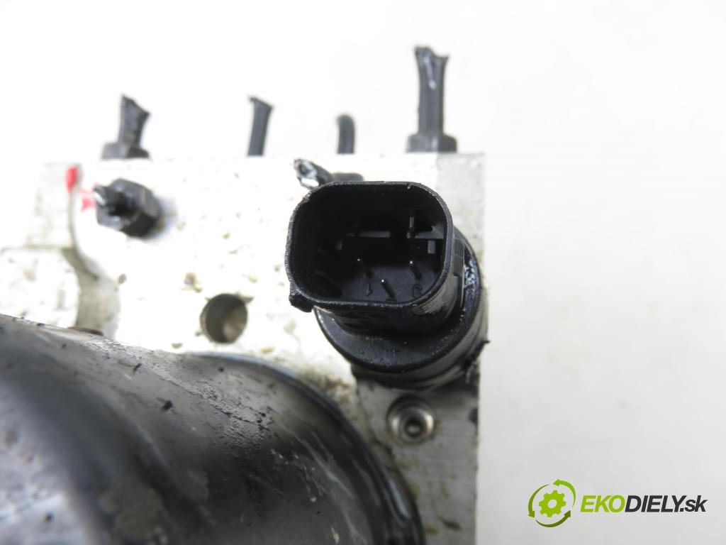 VW POLO (9N_) HB 2002 47,00 1.2 12V 64 - AZQ 1198,00 Pumpa ABS 0265950073 ; 0265225160 ; 6Q0614517E (Pumpa ABS)