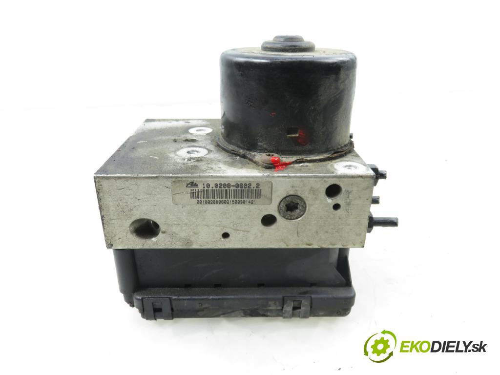 AUDI A3 (8L1) HB 2000 81,00 1.9 TDI 110 - AHF 1896,00 Pumpa ABS 10094703073 ; 1C0907379 ; 10020402224 (Pumpa ABS)
