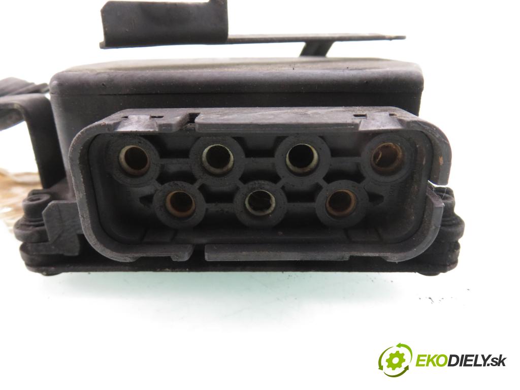 VW GOLF V (1K1) HB 2005 77,00 1.9 TDI PD 105 - BKC 1896,00 VENTIL: magnetický 6Q0906625E