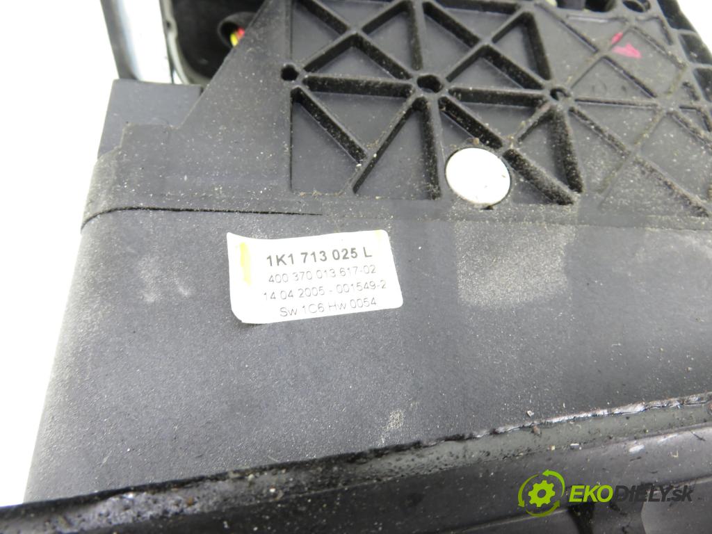 VW GOLF V (1K1) HB 2005 77,00 1.9 TDI PD 105 - BKC 1896,00 ZVEDÁK: 1K1713025L