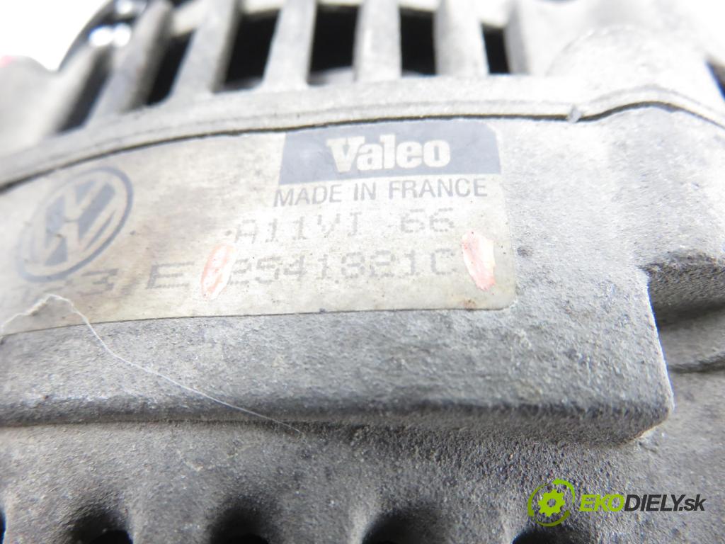 VW POLO (6N1) HB 1998 44,00 1.4 60 1390,00 Alternátor 030903023E ; 2541821C (Alternátor)