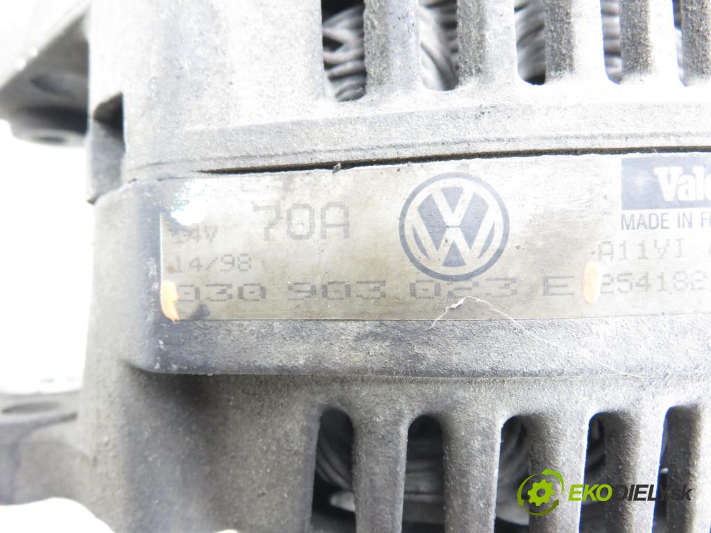 VW POLO (6N1) HB 1998 44,00 1.4 60 1390,00 Alternátor 030903023E ; 2541821C (Alternátor)
