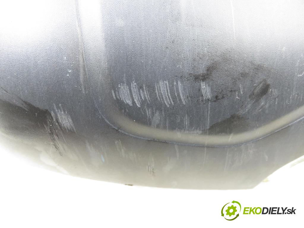 RENAULT MASTER III Skrzynia (FV) FURGON 2011 92,00 2.3 dCi 125 FWD (FV0C, FV0D) - M9T 676 2298,00 Spätné zrkadlo