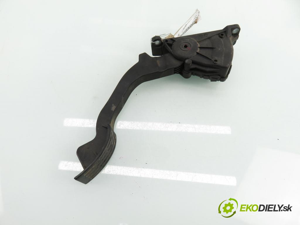 FORD C-MAX (DM2) MINIVAN 2007 85,00 1.8 TDCi 115 1753,00 potenciometr plynového pedálu 3M519F836AF ; 6PV00864110 (Potenciometr plynového pedálu)