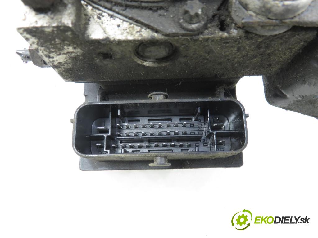 RENAULT MASTER III Skrzynia (FV) FURGON 2011 92,00 2.3 dCi 125 FWD (FV0C, FV0D) - M9T 676 2298,00 pumpa ABS 476600053R ; 0265800737 ; 0265237015 (Pumpa ABS)
