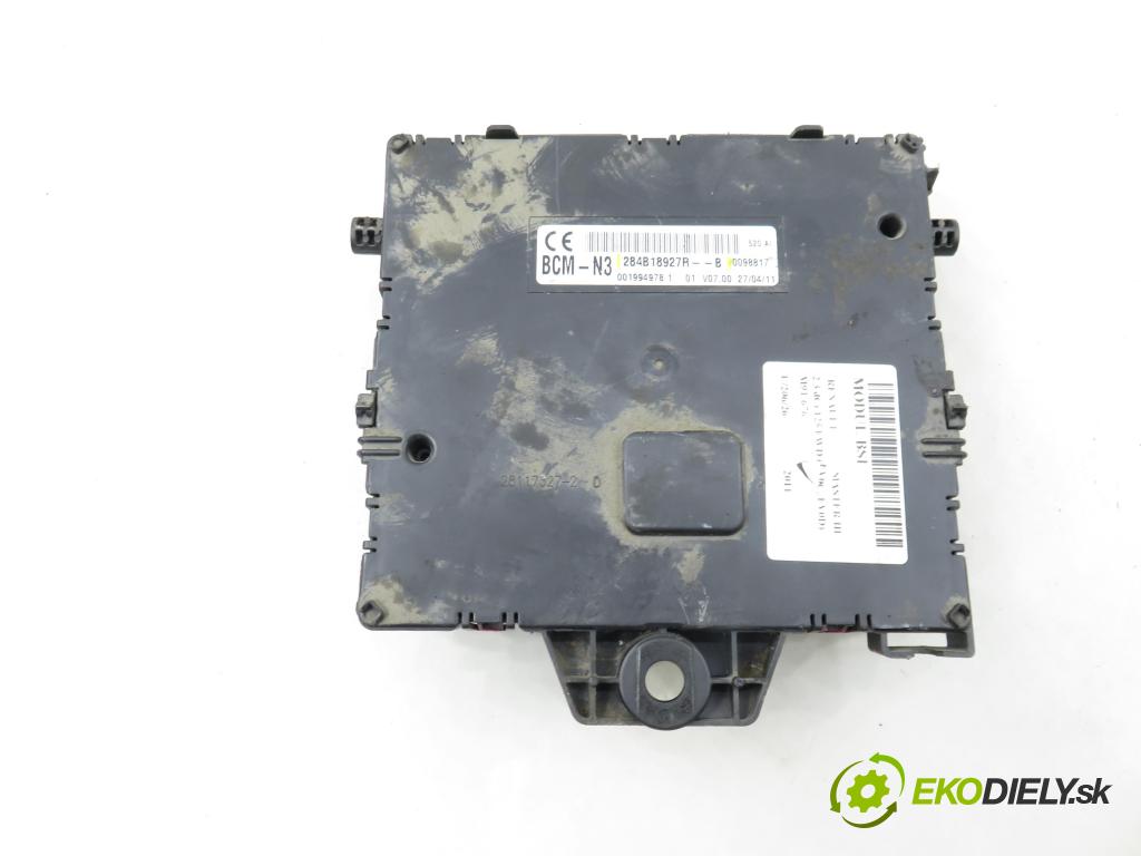 RENAULT MASTER III Skrzynia (FV) FURGON 2011 92,00 2.3 dCi 125 FWD (FV0C, FV0D) - M9T 676 2298,00 MODUL BCM 284B18927R ; 284B18927RB