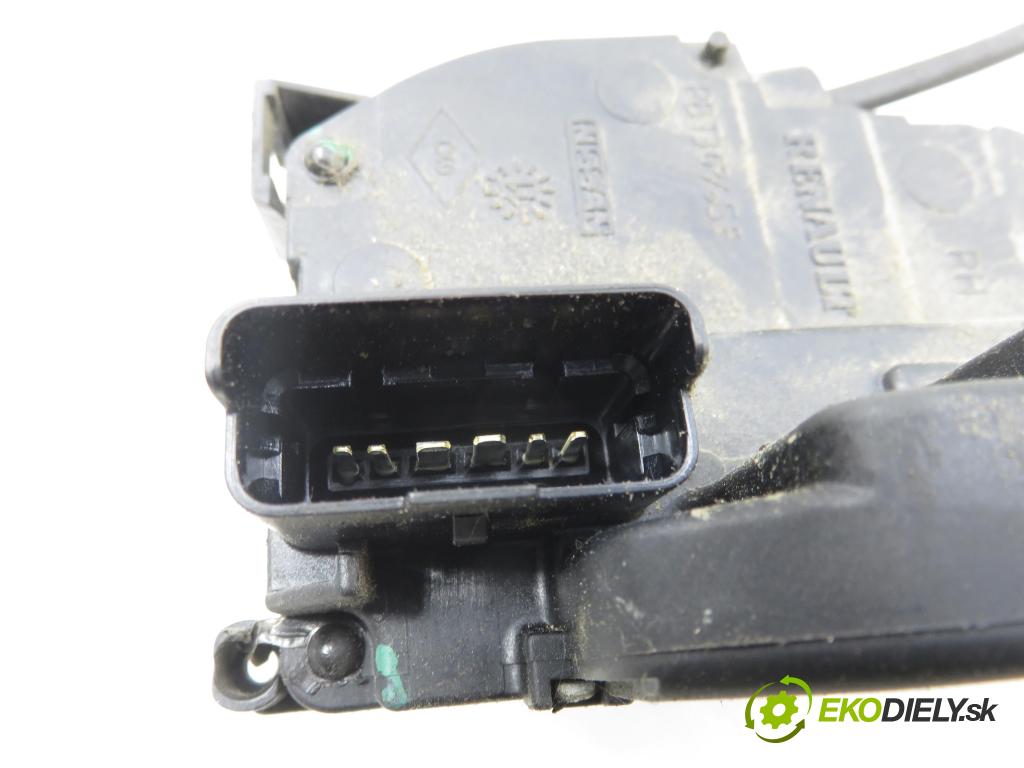RENAULT MASTER III Skrzynia (FV) FURGON 2011 92,00 2.3 dCi 125 FWD (FV0C, FV0D) - M9T 676 2298,00 zámok 805020009R ; 805020009RF