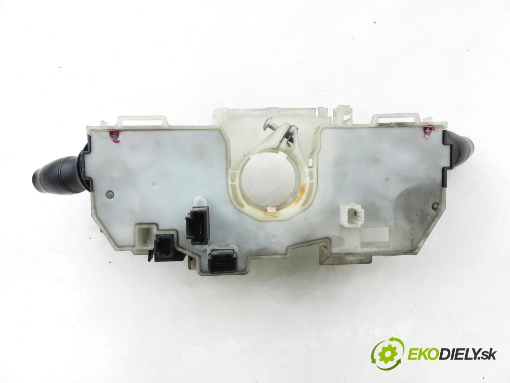 RENAULT MASTER III Skrzynia (FV) FURGON 2011 92,00 2.3 dCi 125 FWD (FV0C, FV0D) - M9T 676 2298,00 PAKA/ŘAZENÍ/SADA: 681720005R ; 681720005RB