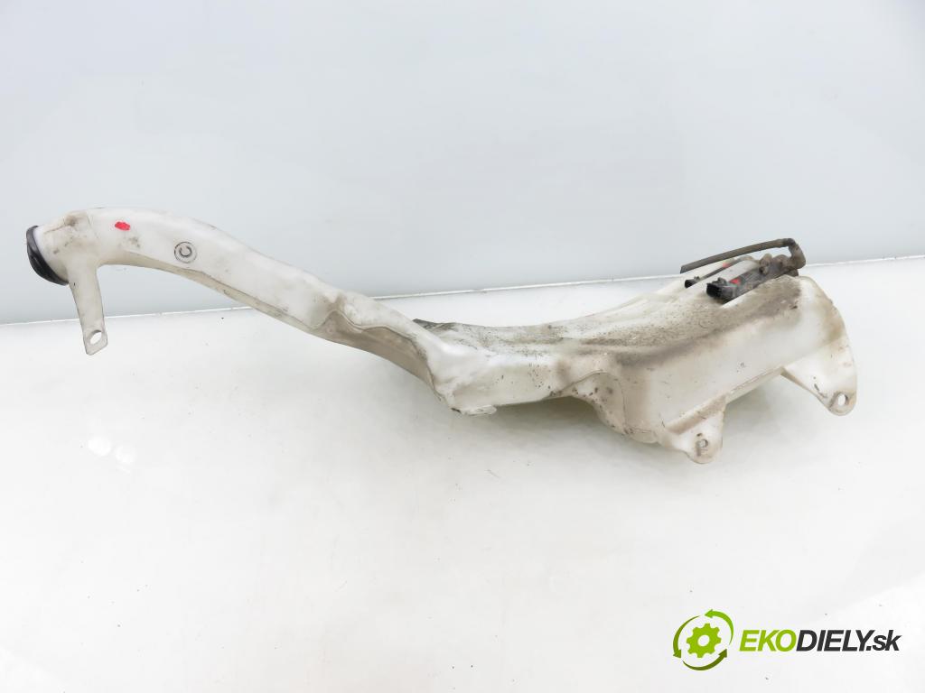 TOYOTA RAV 4 II (_A2_) SUV 2002 85,00 2.0 D-4D 4WD 116 - 1CD-FTV 1995,00 Nádržka ostrekovačov 060851044 (Kľučka dverí ostatné)
