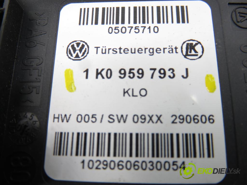 VW GOLF V (1K1) HB 2006 66,00 1.9 TDI - BXF 1896,00 Mechanizmus okien 1K0959793J ; 1K4837401S