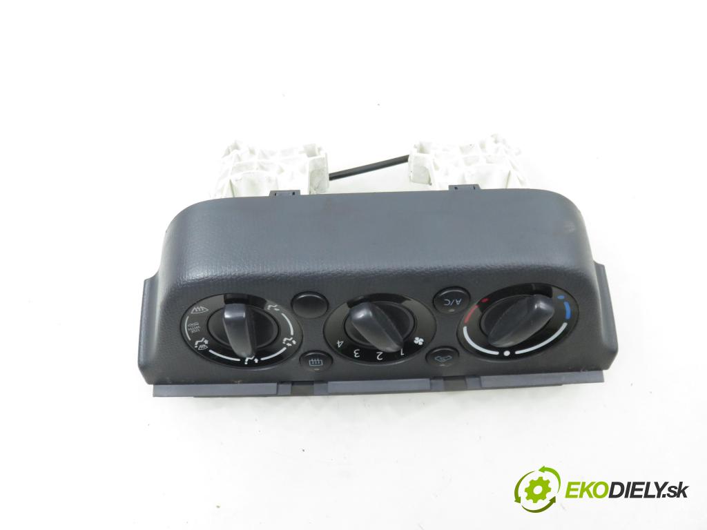 SUZUKI SWIFT III (MZ, EZ) HB 2006 68,00 1.3 4x4 (RS 413) - M13A 1328,00 Panel topení KLIMATIZACE: