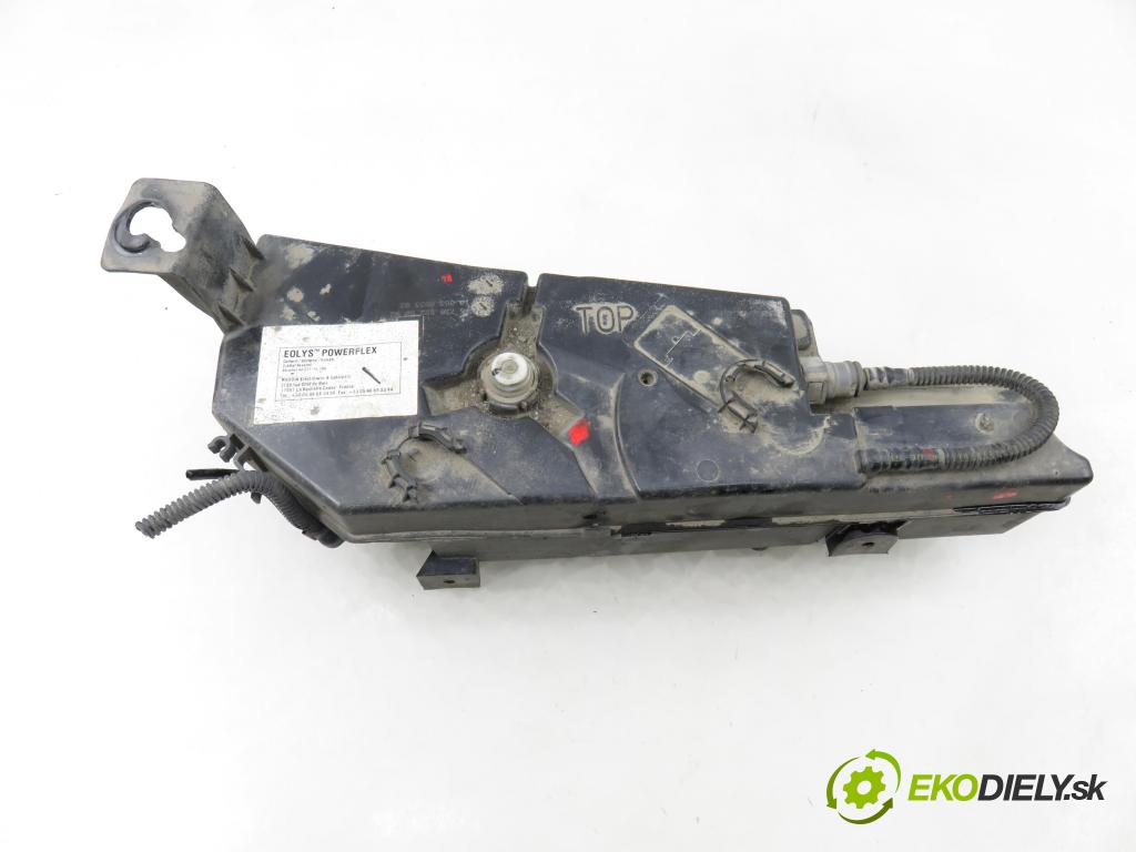 PEUGEOT 5008 (0U_, 0E_) MINIVAN 2010 110,00 2.0 HDi 150 / BlueHDi 150 - RHE (DW10CTED4) 1997,00 nádržka TEKUTINA: FAP 9672052280