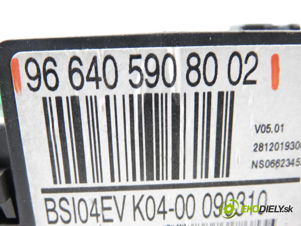 PEUGEOT 5008 (0U_, 0E_) MINIVAN 2010 110,00 2.0 HDi 150 / BlueHDi 150 - RHE (DW10CTED4) 1997,00 MODUL BSI 966405908002