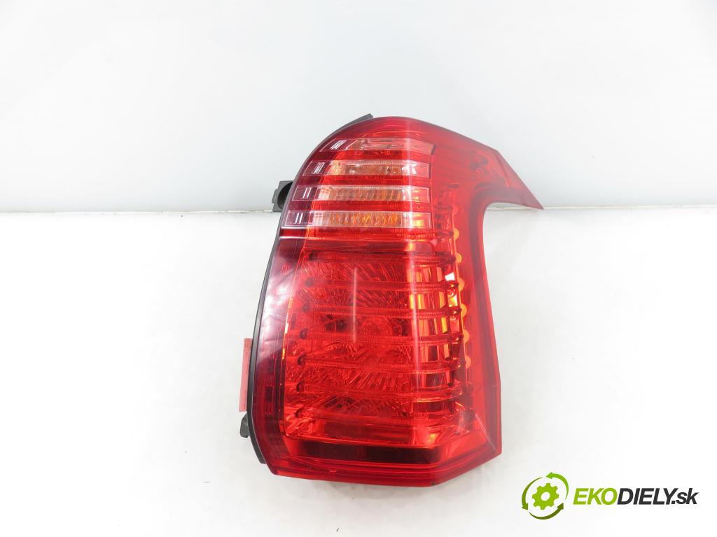 PEUGEOT 5008 (0U_, 0E_) MINIVAN 2010 110,00 2.0 HDi 150 / BlueHDi 150 - RHE (DW10CTED4) 1997,00 světlo pravé zadní 
