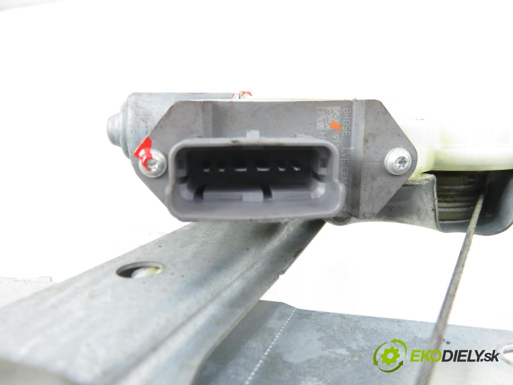 PEUGEOT 5008 (0U_, 0E_) MINIVAN 2010 110,00 2.0 HDi 150 / BlueHDi 150 - RHE (DW10CTED4) 1997,00 Mechanizmus okien 912250104 ; 9682808880