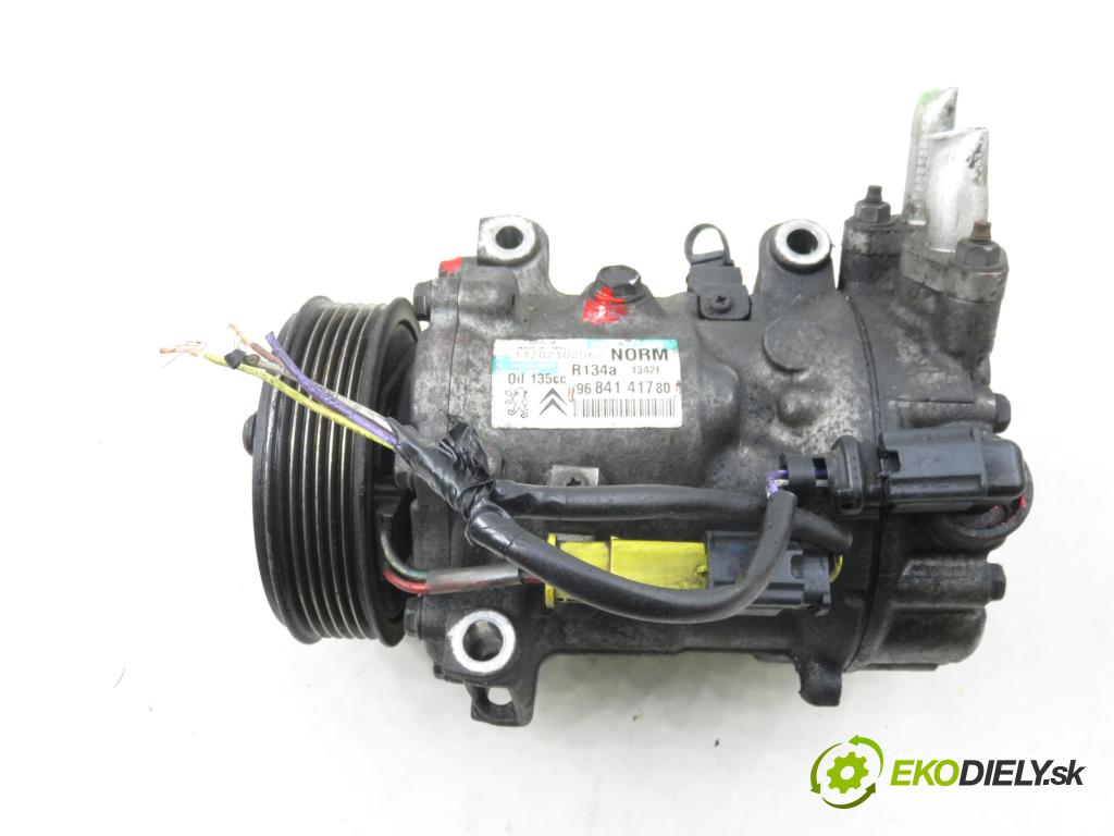 PEUGEOT 5008 (0U_, 0E_) MINIVAN 2010 110,00 2.0 HDi 150 / BlueHDi 150 - RHE (DW10CTED4) 1997,00 KOMPRESOR: klimatizácie 9684141780 (Kompresor klimatizácie)