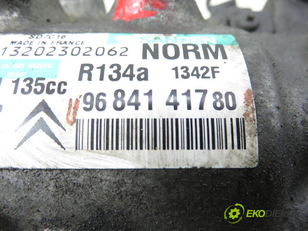PEUGEOT 5008 (0U_, 0E_) MINIVAN 2010 110,00 2.0 HDi 150 / BlueHDi 150 - RHE (DW10CTED4) 1997,00 KOMPRESOR: klimatizácie 9684141780 (Kompresor klimatizácie)