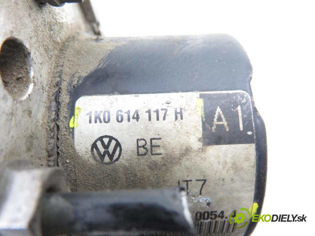 VW GOLF V (1K1) HB 2006 66,00 1.9 TDI - BXF 1896,00 Pumpa ABS 1K0907379P ; 10097003153 ; 1K0614117H (Pumpa ABS)