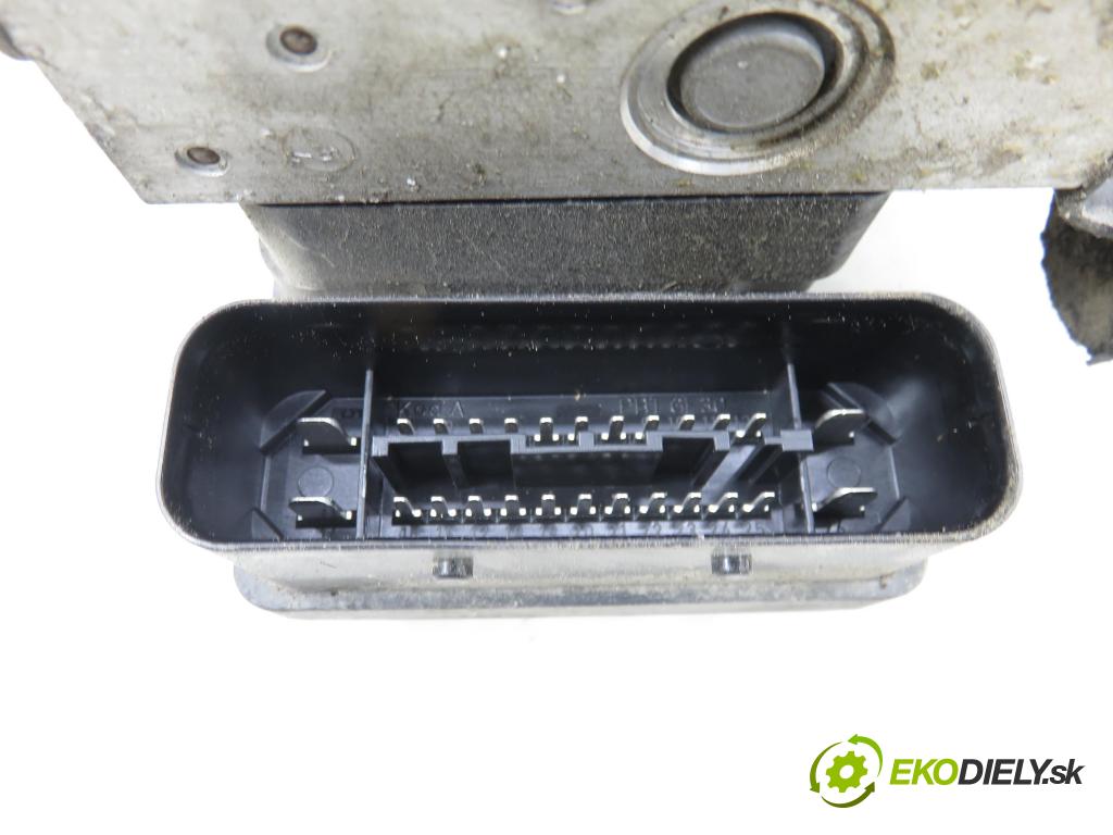 VW GOLF V (1K1) HB 2006 66,00 1.9 TDI - BXF 1896,00 Pumpa ABS 1K0907379P ; 10097003153 ; 1K0614117H (Pumpa ABS)