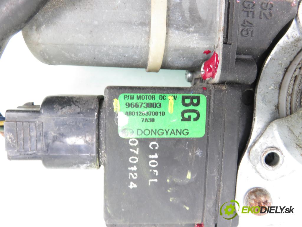 OPEL ANTARA A (L07) SUV 2007 167,00 3.2 V6 - Z 32 SEE 3195,00 Mechanizmus okien 96673003