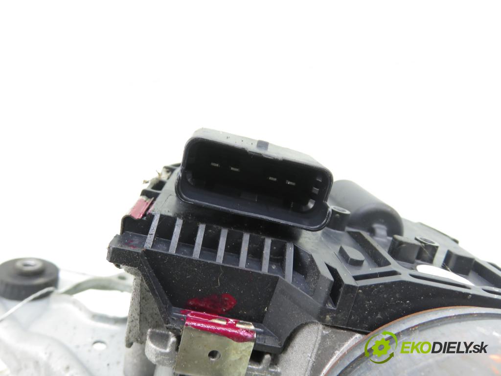 PEUGEOT 5008 (0U_, 0E_) MINIVAN 2010 110,00 2.0 HDi 150 / BlueHDi 150 - RHE (DW10CTED4) 1997,00 Motorček stieračov 1397220577 ; 3397021289 ; 9671062380