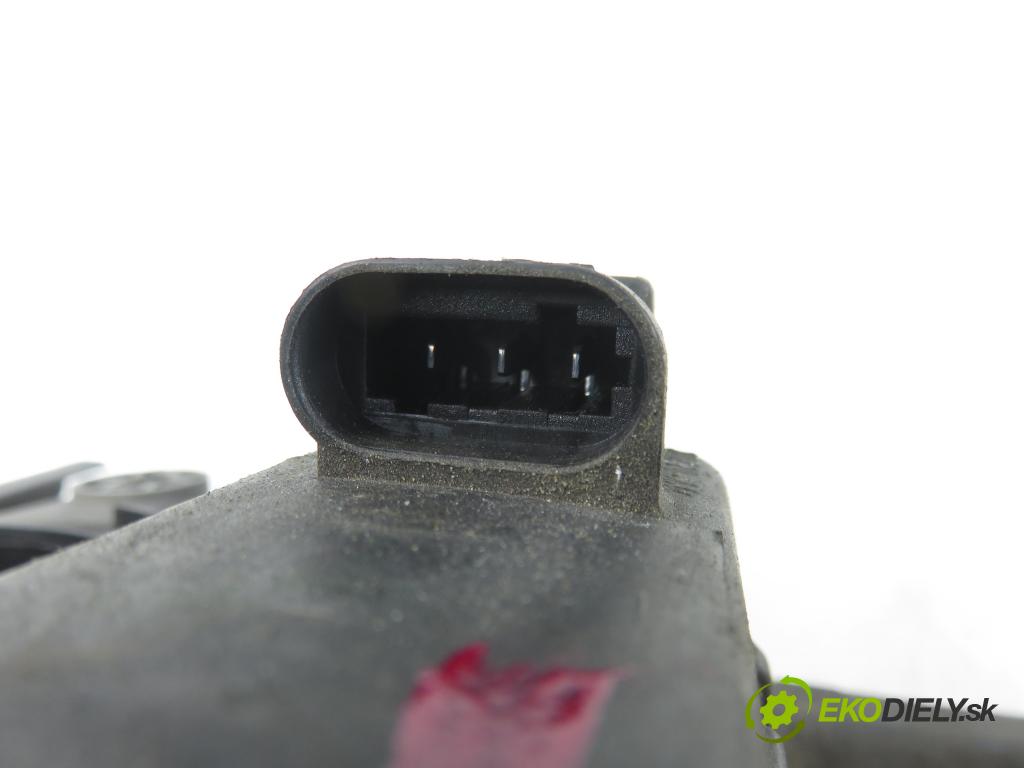 RENAULT SCENIC I (JA0/1_) MINIVAN 2000 72,00 1.9 dTi (JA0N) - F9Q 734 1870,00 Svetlo PP 7700432097 ; 7701047600