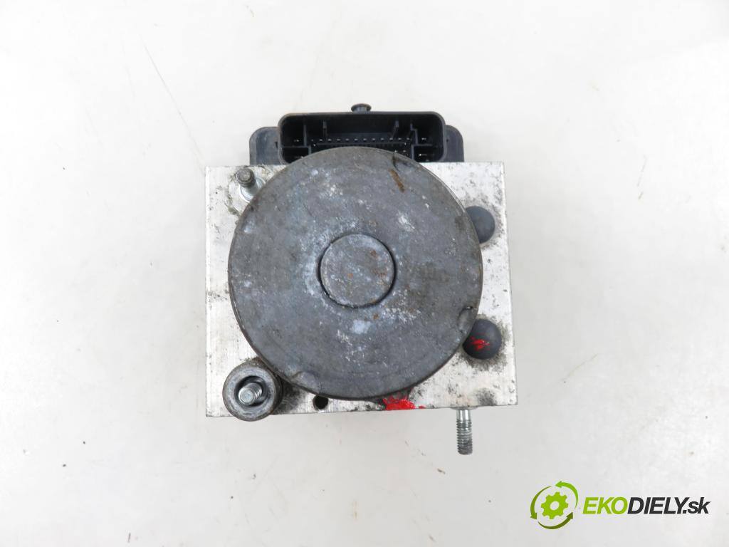 RENAULT MASTER III Platforma / podwozie (EV, HV, UV) KABINA/PLATFORMA 2015 120,00 2.3 dCi 165 FWD - M9T 702 2298,00 Pumpa ABS 0265956149 ; 2265106516 ; 476607353R (Pumpa ABS)