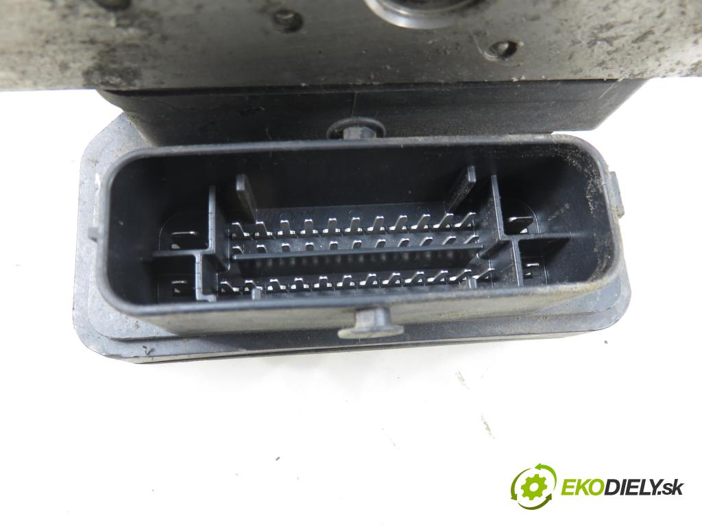 RENAULT MASTER III Platforma / podwozie (EV, HV, UV) KABINA/PLATFORMA 2015 120,00 2.3 dCi 165 FWD - M9T 702 2298,00 Pumpa ABS 0265956149 ; 2265106516 ; 476607353R (Pumpa ABS)