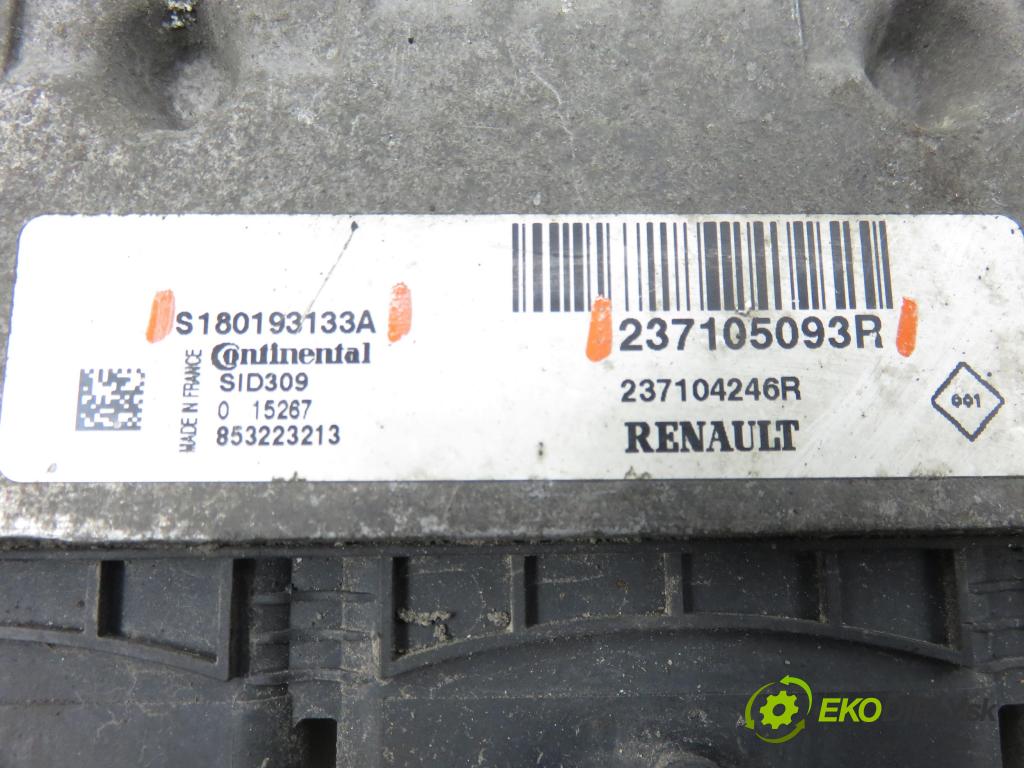 RENAULT MASTER III Platforma / podwozie (EV, HV, UV) KABINA/PLATFORMA 2015 120,00 2.3 dCi 165 FWD - M9T 702 2298,00 řídící jednotka motora S180193133A ; 237105093R