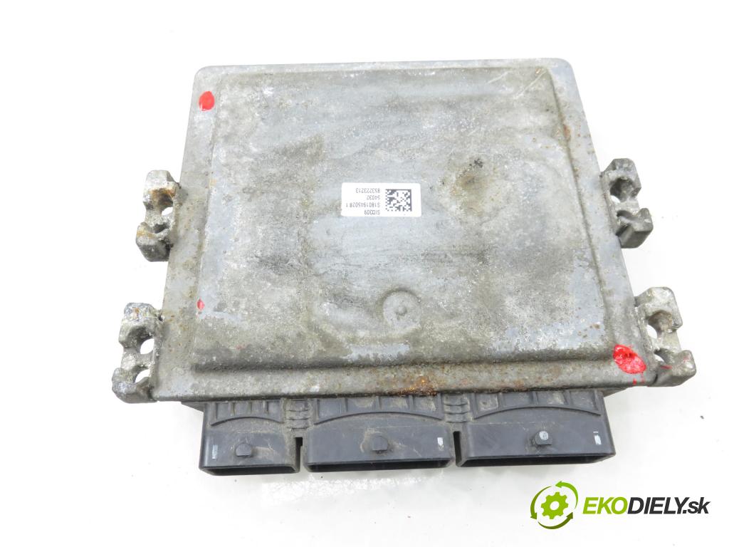 RENAULT MASTER III Platforma / podwozie (EV, HV, UV) KABINA/PLATFORMA 2015 120,00 2.3 dCi 165 FWD - M9T 702 2298,00 řídící jednotka motora S180193133A ; 237105093R