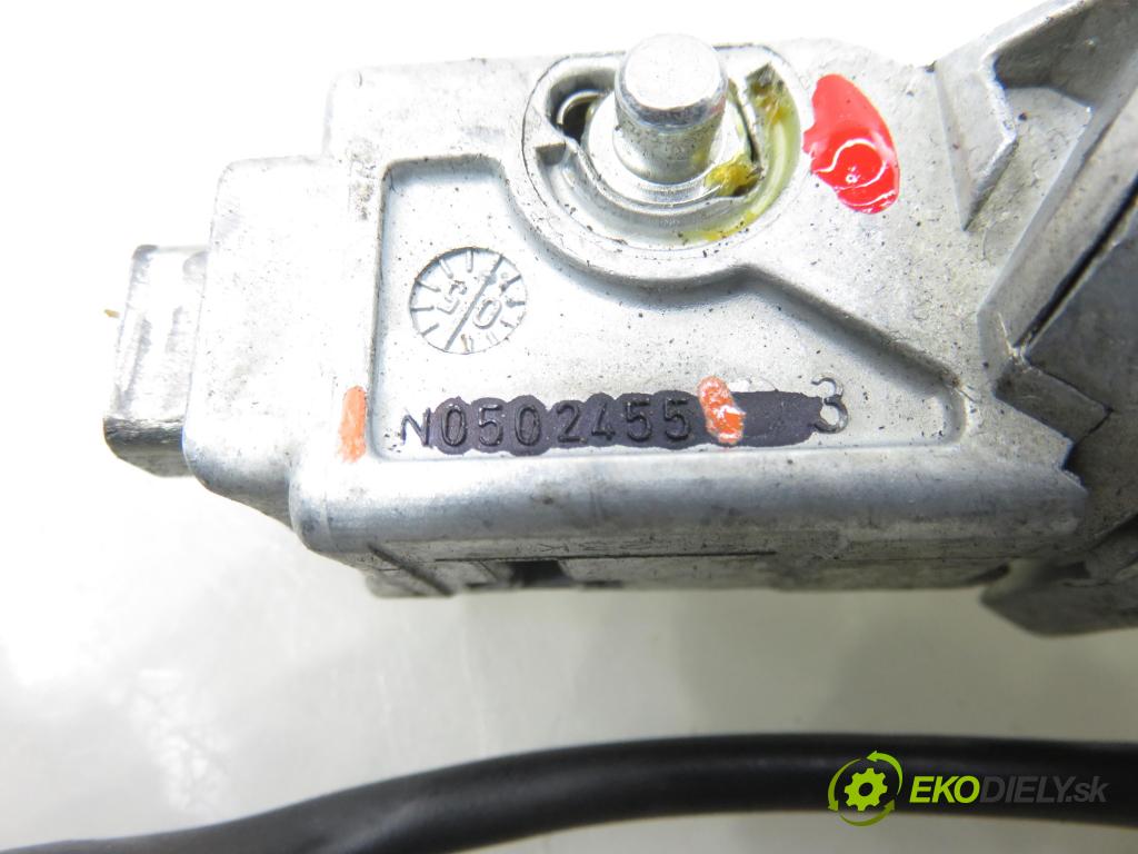 CITROEN C4 I (LC_) HB 2004 80,00 1.6 HDi 109 - 9HZ (DV6TED4) 1560,00 spínačka N0502455 ; N0502073 ; 9649781080 (Spínací skříňka)